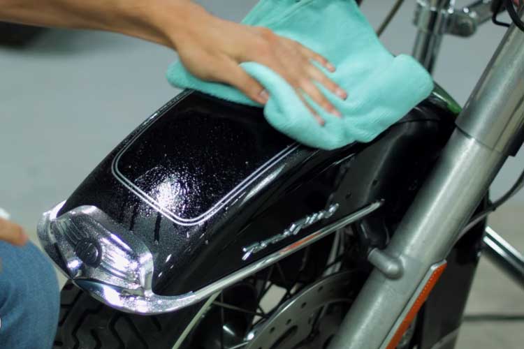 how to wax a motorcycle