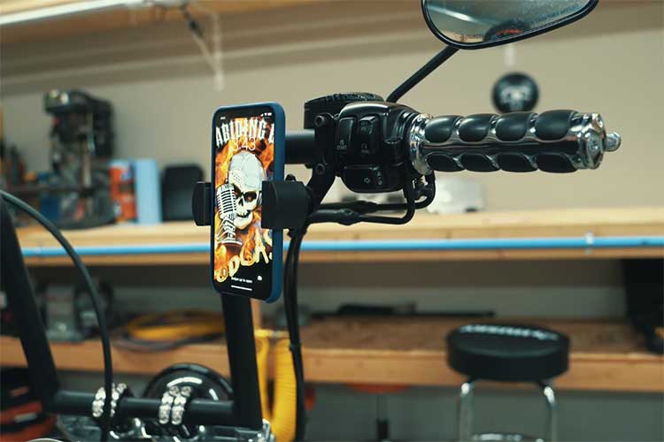 Best Motorcycle Phone Mounts - List of Top-Rated in 2022!