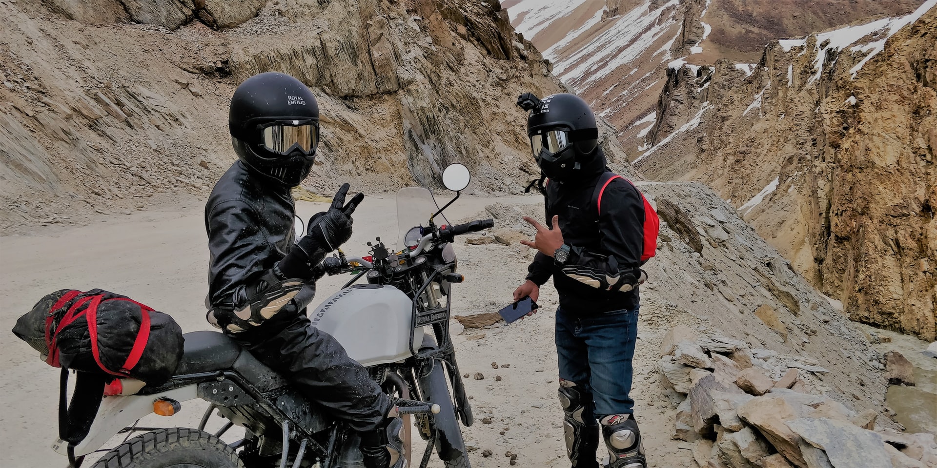 how to mount gopro to motorcycle helmet