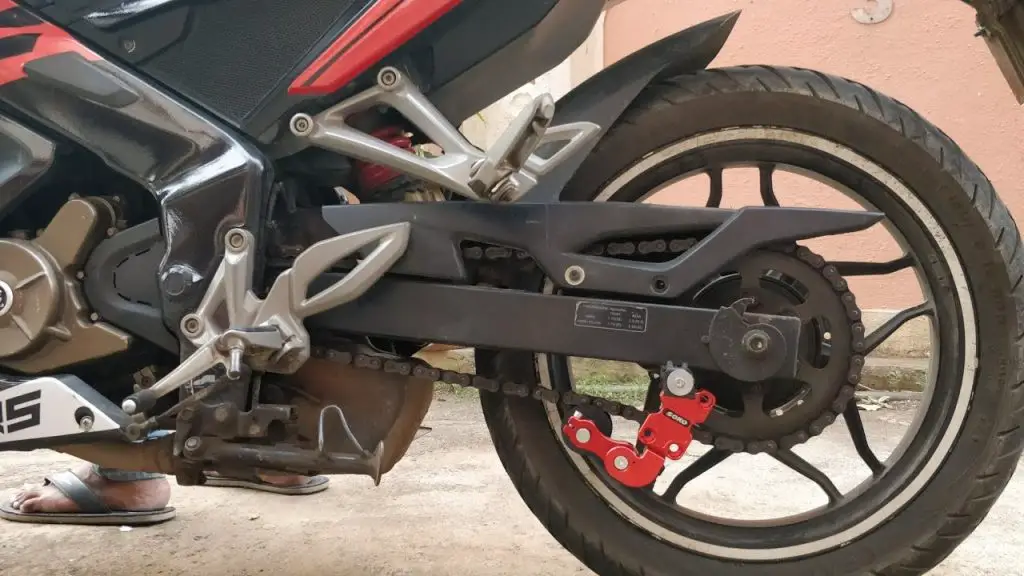 motorcycle chain tensioner